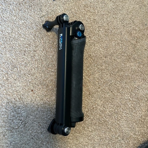GoPro 3 way grip with hidden tripod - Picture 1 of 3